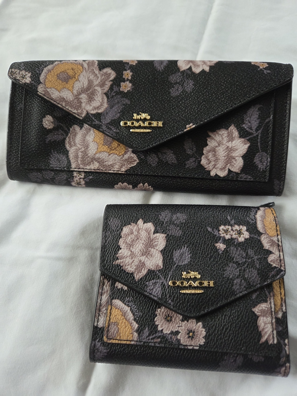 Coach Black Floral Leather Wallet & Card Case Set with Gold Logo